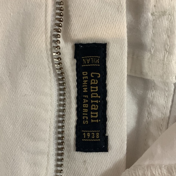 Vineyard Vines - White Jean Shorts - Size 30-NWT - Picture 5 of 9